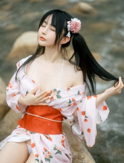蜜桃忘忧草久久久精品_HD电影在线观看